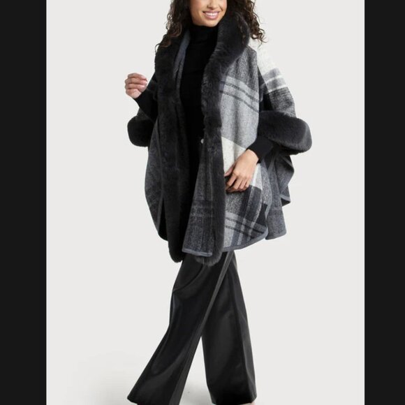 Blair Faux Fur Plaid Hooded Cape SAACHI NEW - Picture 2 of 11